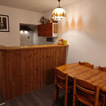 2-Zimmer Apartment Sofia, Gemuetlich Wie Zu Hause Жак Офенбах Стая снимка