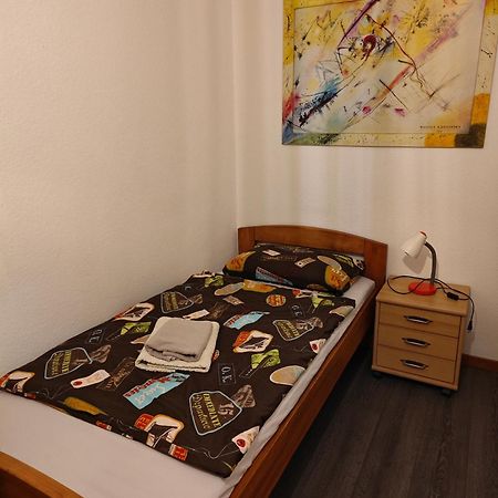 2-Zimmer Apartment Sofia, Gemuetlich Wie Zu Hause Жак Офенбах Екстериор снимка