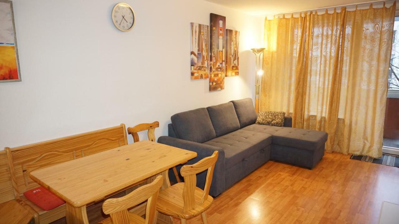 2-Zimmer Apartment Sofia, Gemuetlich Wie Zu Hause Жак Офенбах Екстериор снимка
