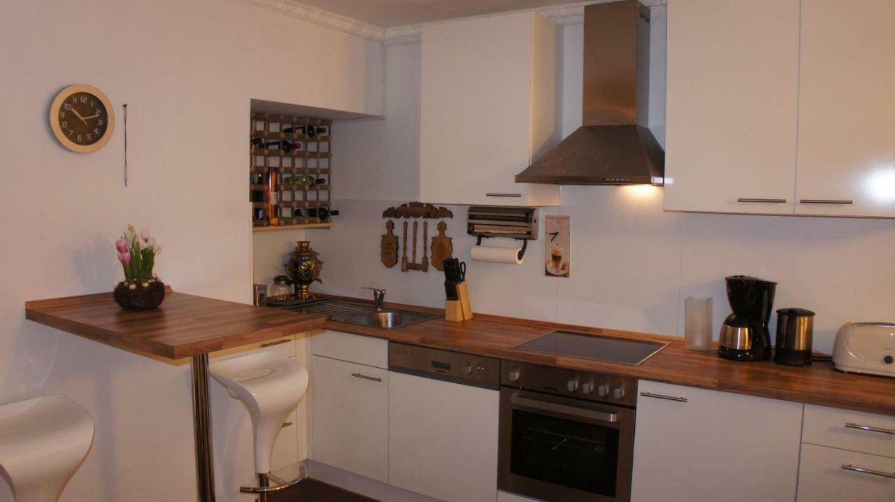 2-Zimmer Apartment Sofia, Gemuetlich Wie Zu Hause Жак Офенбах Екстериор снимка