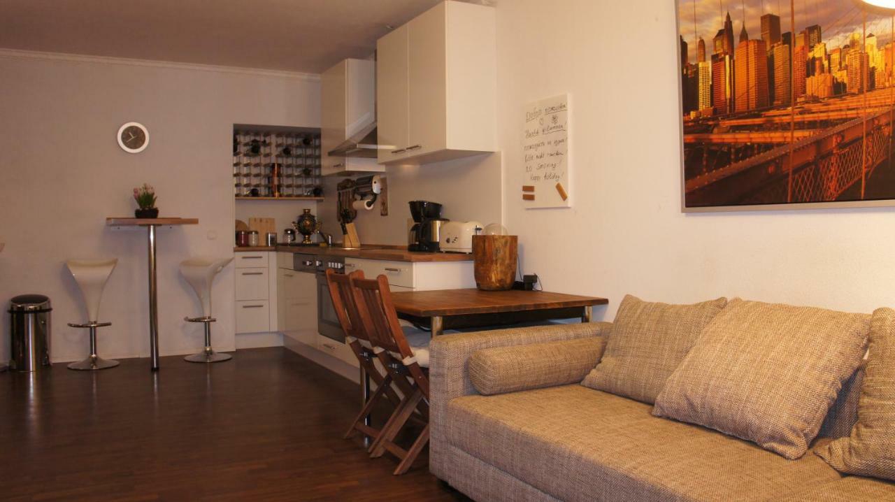 2-Zimmer Apartment Sofia, Gemuetlich Wie Zu Hause Жак Офенбах Екстериор снимка