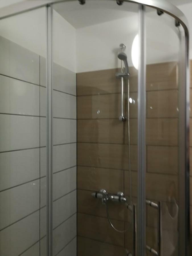 2-Zimmer Apartment Sofia, Gemuetlich Wie Zu Hause Жак Офенбах Екстериор снимка