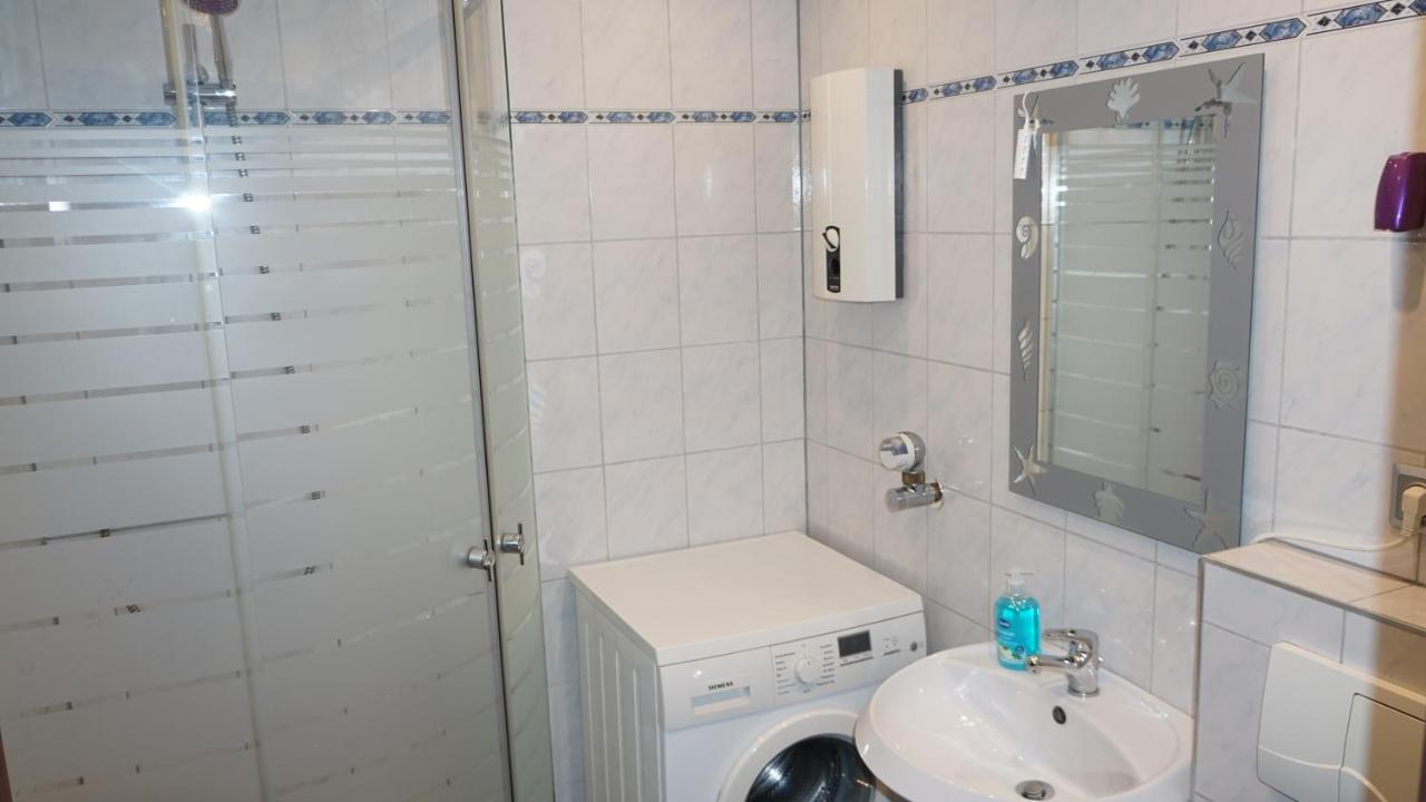 2-Zimmer Apartment Sofia, Gemuetlich Wie Zu Hause Жак Офенбах Екстериор снимка