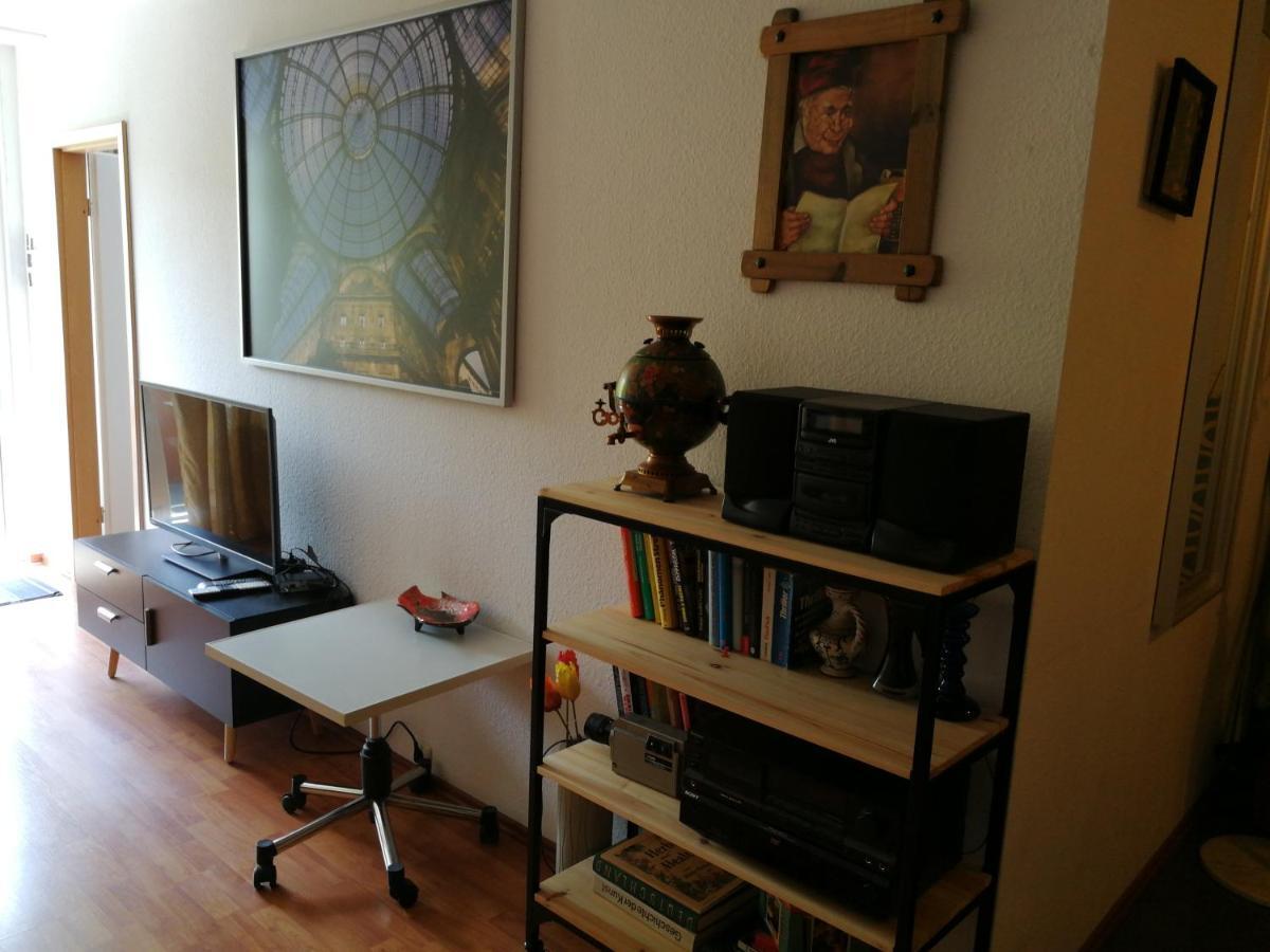 2-Zimmer Apartment Sofia, Gemuetlich Wie Zu Hause Жак Офенбах Екстериор снимка